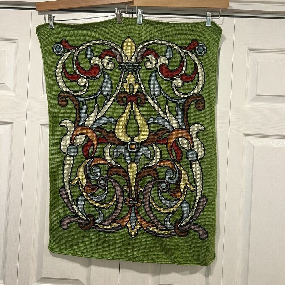 Handmade Afghan Lap Blanket or Table Chair Cover Green‎ Abstract 34 x 25"